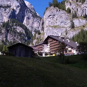 Principe Marmolada Hotel